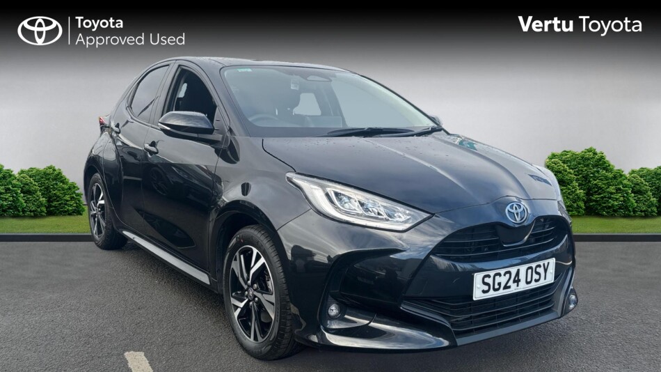 Toyota Yaris 1.5 Hybrid Design 5dr CVT Hybrid Hatchback